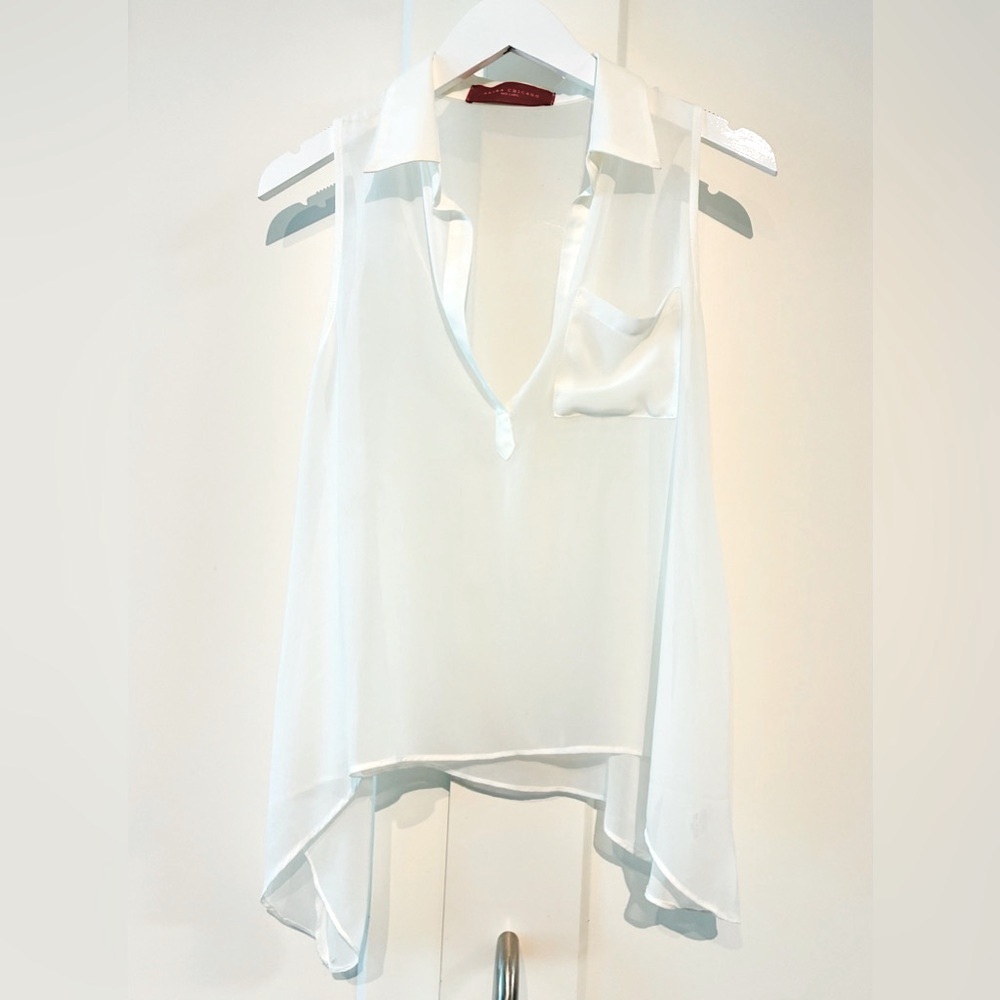 Akira 🤍 S Sleeveless Chiffon Top